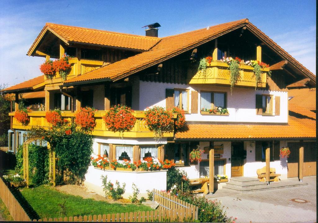 Gaestehaus Kerpf Inclusive Koenigscard Nesselwang Exterior foto